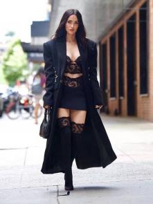 ㅇㅎ) 게임에서나 볼 법한 옷